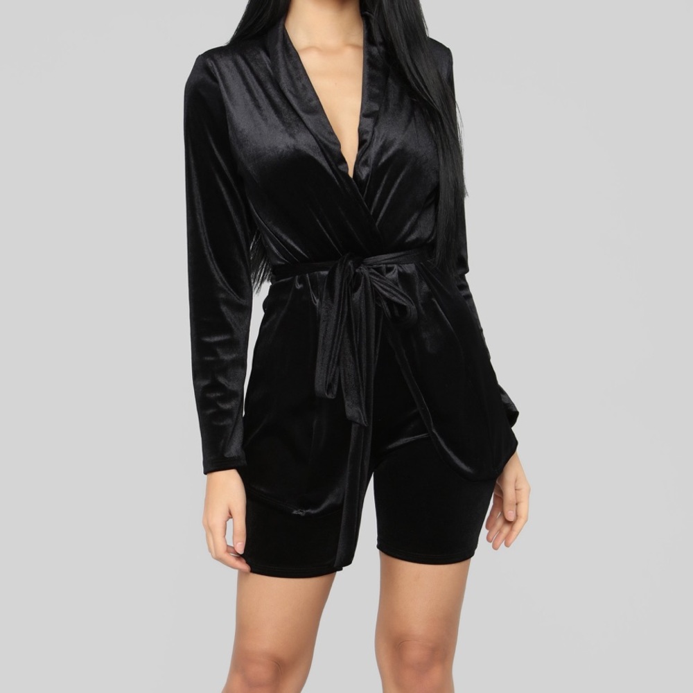 Vivian Velvet Biker Short Set - Black